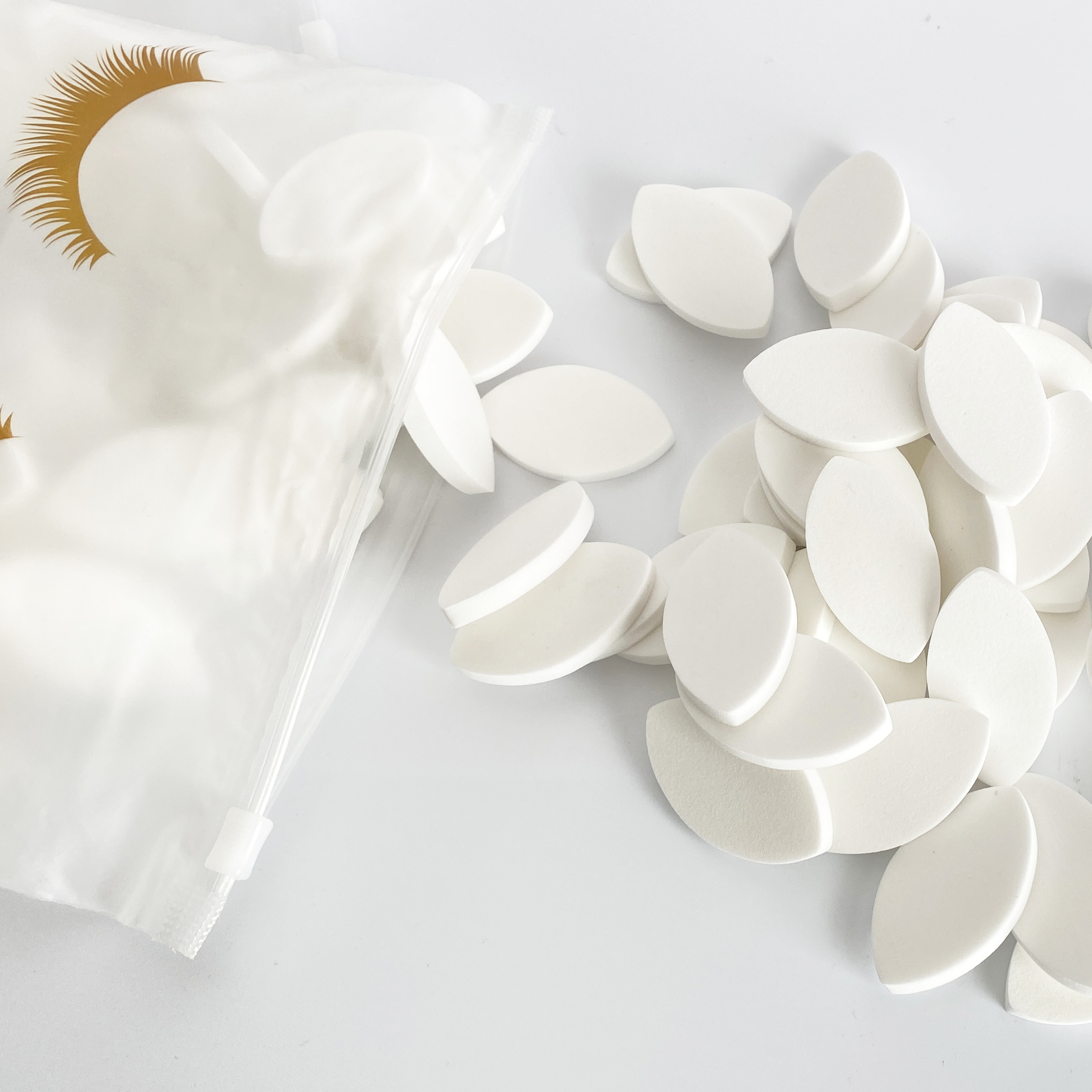 BY Eyelash practice eye sponge